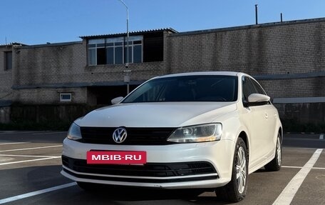 Volkswagen Jetta VI, 2015 год, 950 000 рублей, 2 фотография