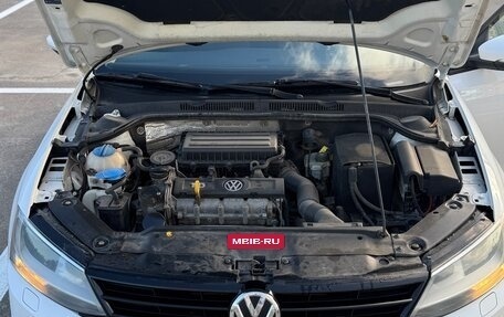Volkswagen Jetta VI, 2015 год, 950 000 рублей, 13 фотография