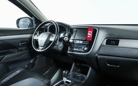 Mitsubishi Outlander III рестайлинг 3, 2012 год, 1 449 000 рублей, 10 фотография