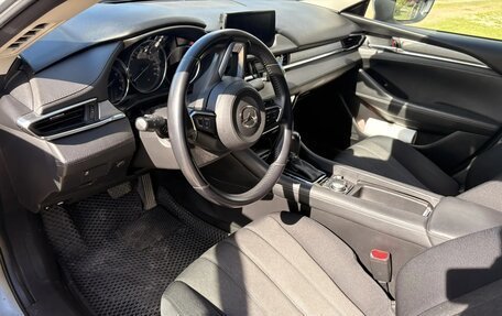 Mazda 6, 2019 год, 1 900 000 рублей, 5 фотография