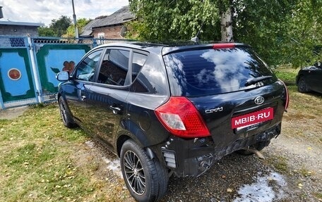 KIA cee'd I рестайлинг, 2011 год, 470 000 рублей, 2 фотография