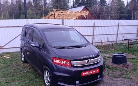 Honda Freed I, 2014 год, 1 040 000 рублей, 1 фотография