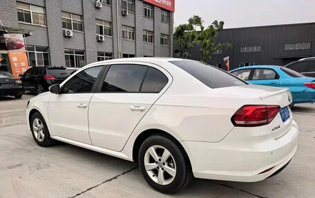 Volkswagen Lavida, 2022 год, 1 030 000 рублей, 4 фотография