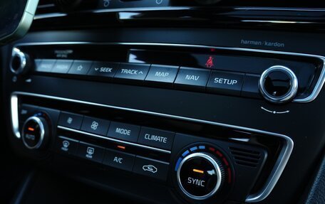 KIA Optima IV, 2019 год, 2 400 000 рублей, 10 фотография