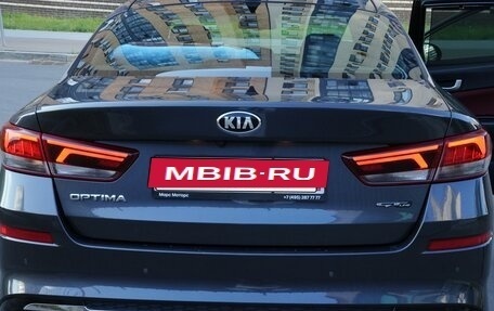 KIA Optima IV, 2019 год, 2 400 000 рублей, 3 фотография