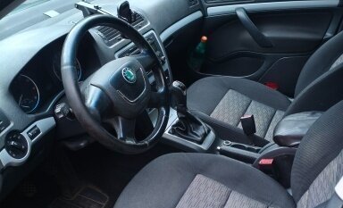 Skoda Octavia, 2010 год, 650 000 рублей, 2 фотография