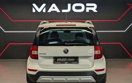 Skoda Yeti I рестайлинг, 2017 год, 1 545 000 рублей, 3 фотография