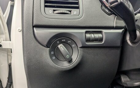 Skoda Yeti I рестайлинг, 2017 год, 1 545 000 рублей, 11 фотография