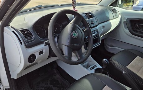 Skoda Fabia II, 2011 год, 555 000 рублей, 8 фотография
