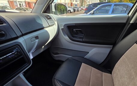 Skoda Fabia II, 2011 год, 555 000 рублей, 9 фотография