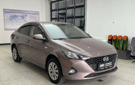 Hyundai Solaris II рестайлинг, 2020 год, 1 640 000 рублей, 3 фотография