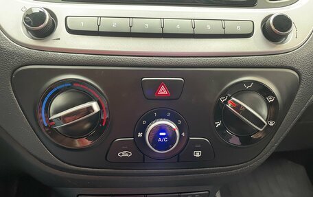 Hyundai Solaris II рестайлинг, 2020 год, 1 640 000 рублей, 23 фотография