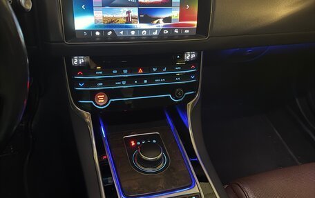 Jaguar XF II, 2017 год, 2 800 000 рублей, 10 фотография
