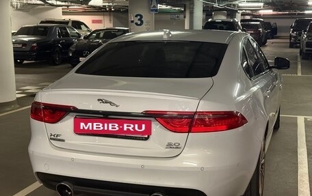 Jaguar XF II, 2017 год, 2 800 000 рублей, 3 фотография