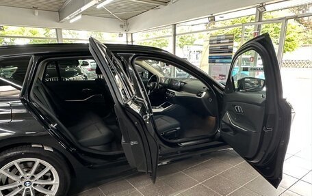 BMW 3 серия, 2022 год, 3 890 900 рублей, 11 фотография
