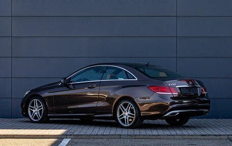 Mercedes-Benz E-Класс, 2013 год, 1 995 000 рублей, 4 фотография