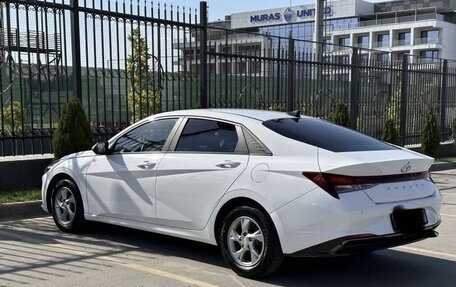 Hyundai Avante, 2022 год, 1 650 000 рублей, 4 фотография