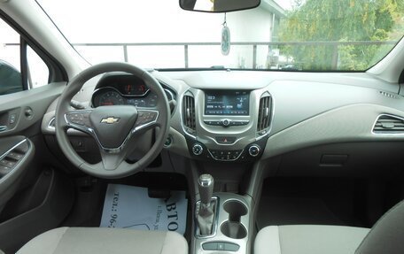 Chevrolet Cruze II, 2017 год, 1 220 000 рублей, 9 фотография