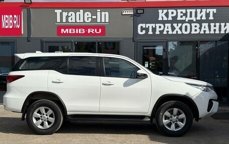 Toyota Fortuner II, 2018 год, 2 299 000 рублей, 9 фотография