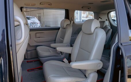 KIA Carnival III, 2019 год, 2 895 000 рублей, 19 фотография