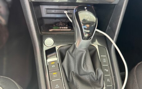 Volkswagen Tiguan II, 2022 год, 3 100 000 рублей, 14 фотография