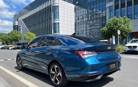 Hyundai Elantra, 2023 год, 1 490 000 рублей, 5 фотография