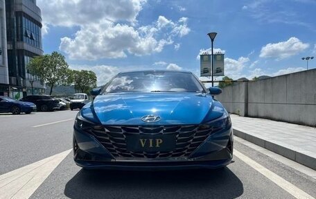 Hyundai Elantra, 2023 год, 1 490 000 рублей, 11 фотография