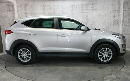 Hyundai Tucson III, 2019 год, 2 185 000 рублей, 4 фотография