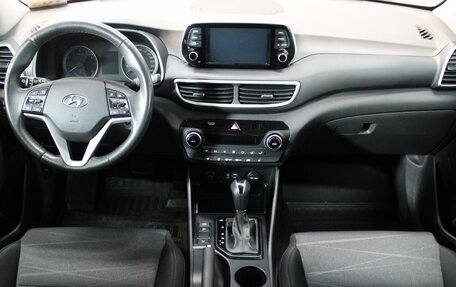 Hyundai Tucson III, 2019 год, 2 185 000 рублей, 9 фотография