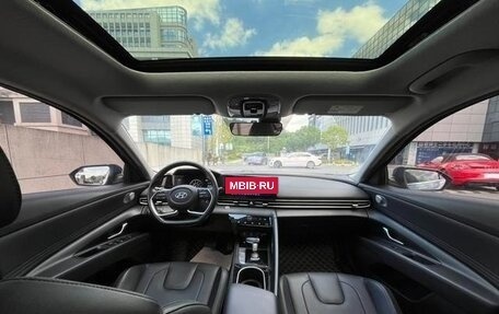 Hyundai Elantra, 2023 год, 1 490 000 рублей, 15 фотография