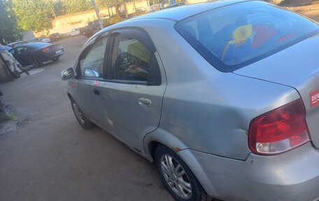 Chevrolet Aveo III, 2004 год, 160 000 рублей, 4 фотография