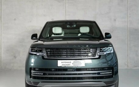 Land Rover Range Rover IV рестайлинг, 2025 год, 33 000 000 рублей, 2 фотография