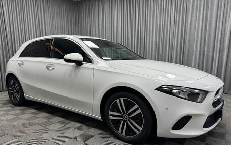 Mercedes-Benz A-Класс, 2022 год, 2 813 000 рублей, 2 фотография