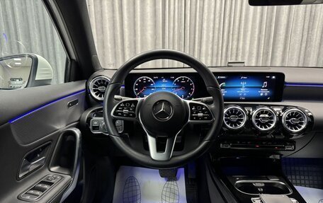 Mercedes-Benz A-Класс, 2022 год, 2 813 000 рублей, 25 фотография