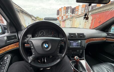 BMW 5 серия, 2001 год, 750 000 рублей, 8 фотография