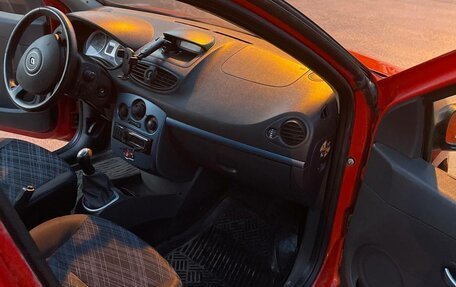 Renault Clio III, 2008 год, 290 000 рублей, 12 фотография