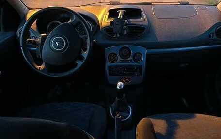 Renault Clio III, 2008 год, 290 000 рублей, 26 фотография