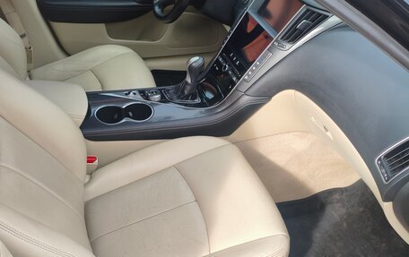 Infiniti Q50 I рестайлинг, 2015 год, 1 100 000 рублей, 11 фотография