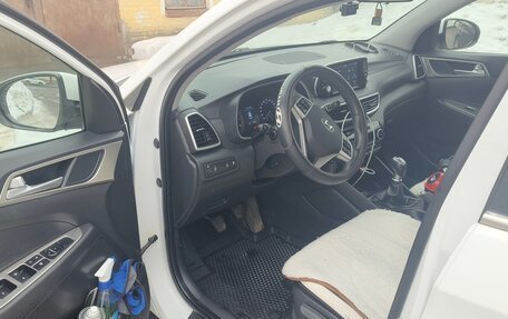 Hyundai Tucson III, 2019 год, 2 300 000 рублей, 4 фотография