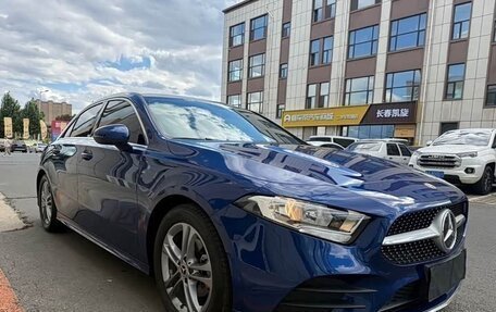 Mercedes-Benz A-Класс, 2022 год, 1 499 777 рублей, 3 фотография