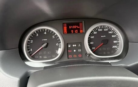Renault Duster I рестайлинг, 2014 год, 1 000 000 рублей, 7 фотография