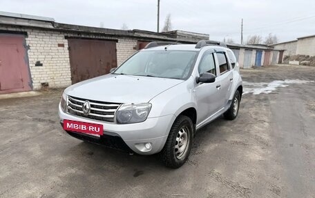 Renault Duster I рестайлинг, 2014 год, 1 000 000 рублей, 3 фотография
