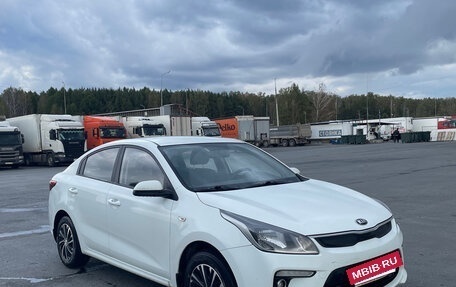 KIA Rio IV, 2017 год, 1 270 000 рублей, 6 фотография