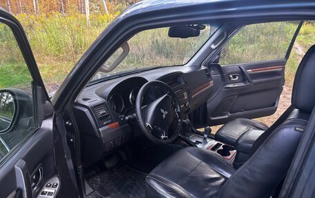 Mitsubishi Pajero IV, 2008 год, 850 000 рублей, 16 фотография