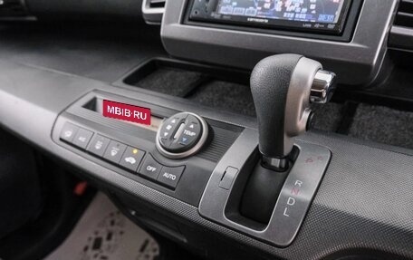 Honda Freed I, 2009 год, 929 000 рублей, 17 фотография