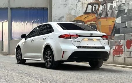 Toyota Corolla, 2023 год, 1 370 000 рублей, 4 фотография