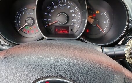 KIA Rio III рестайлинг, 2012 год, 700 000 рублей, 24 фотография