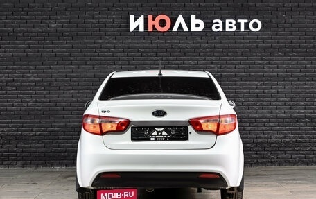 KIA Rio III рестайлинг, 2012 год, 750 000 рублей, 2 фотография