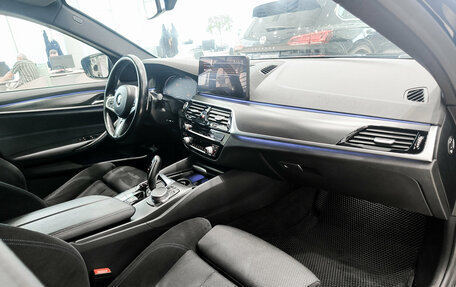 BMW 5 серия, 2021 год, 4 300 000 рублей, 11 фотография