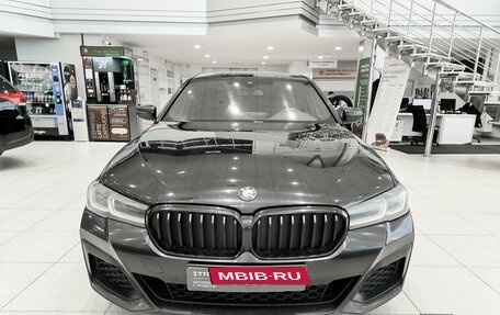 BMW 5 серия, 2021 год, 4 300 000 рублей, 2 фотография